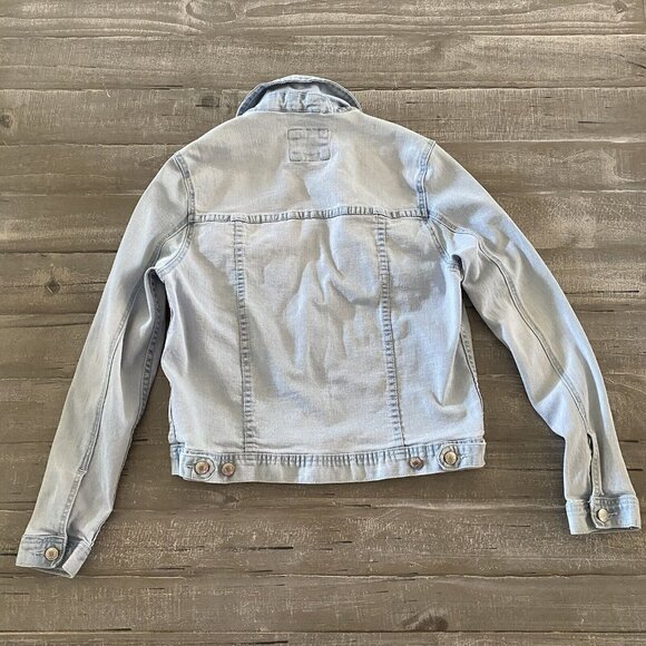 Forever 21 Cincinnati Reds Denim Jacket Girls Size Large Baseball Light Wash - Picture 10 of 12